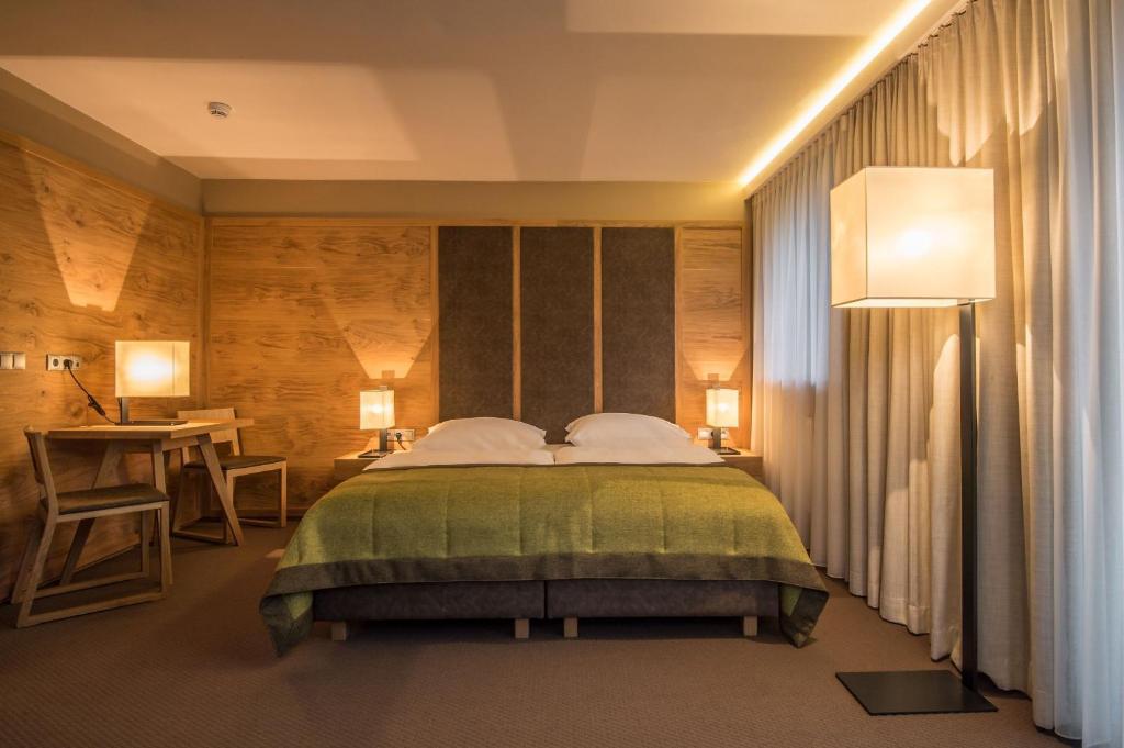 Hotel Arlara Corvara In Badia Room photo